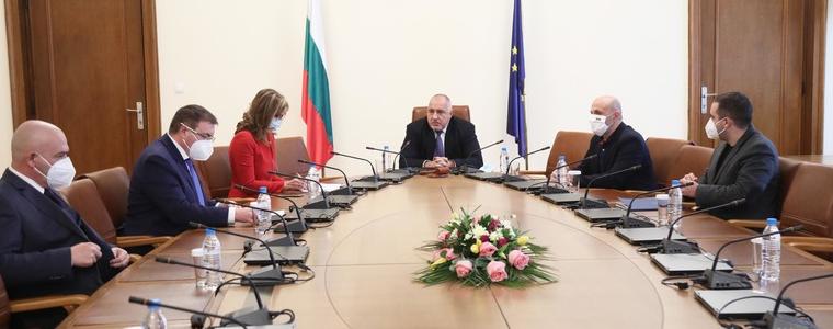 Членовете на изборните администрации ще могат да се ваксинират в  настоящата трета фаза 