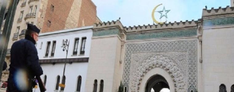Франция затвори 9 джамии заради "ислямския сепаратизъм 
