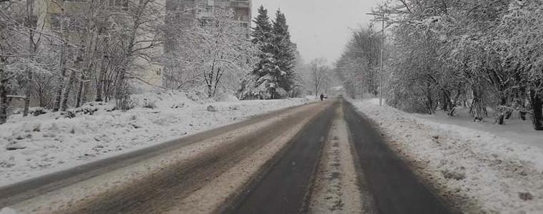 Калин Рачев: Успяваме да почистим основните улици в Добрич, правим опит и за по-малките