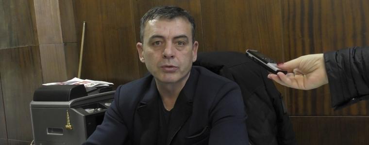 Около 500 автомобила са изведени от снежните преспи в цялата област през последното денонощие