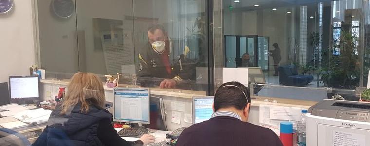 Трима каварненци си платиха налозите през първия час от старта на новата данъчна година