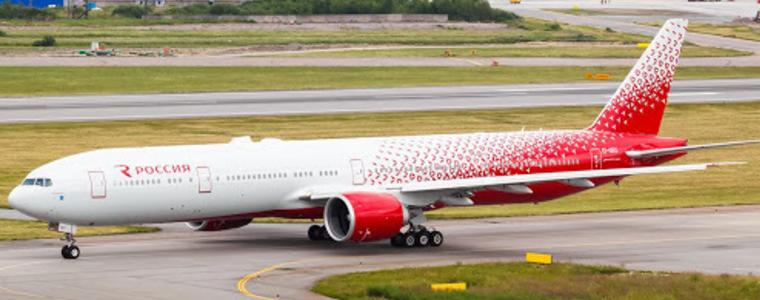 Boeing 777 с проблеми с двигателя кацна аварийно в Москва