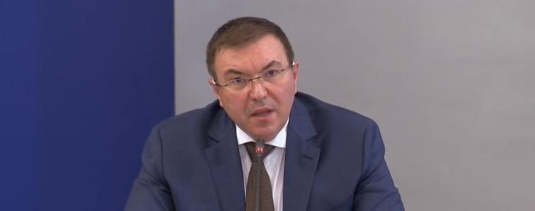 Министър Ангелов: Няма натиск върху лечебните заведения