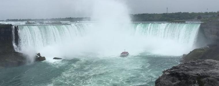 На 3 март Ниагарският водопад ще изгрее в цветовете на българското знаме