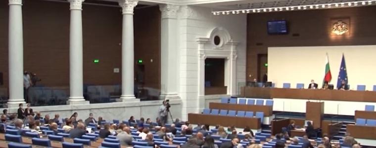 Окончателно са приети промените в Закона за извънредното положение