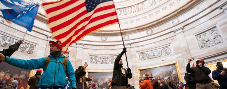 Още 6-ма обвинени за щурма на Капитолия