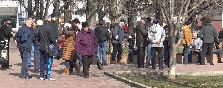 Пенсионерите в Добрич – най-нетърпеливи да отворят кафенетата (ВИДЕО)
