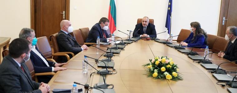 Премиерът Борисов: Единствено медицинската експертиза определя мерките