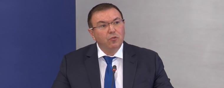 Проф. Ангелов към "Астра Зенека": Нямаме нужда от вашата учтивост, имаме нужда от ваксини