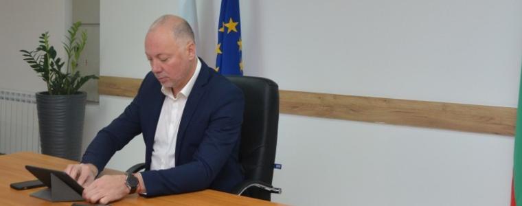 Смянаме 50% от влаковете с пари от ЕС