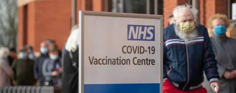 Във Великобритания мислят за "смесване" на ваксини 