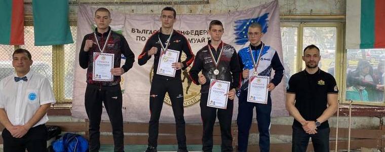 2 медала за кикбоксьорите на „Десант“ – Добрич на държавното в стил лоу кик