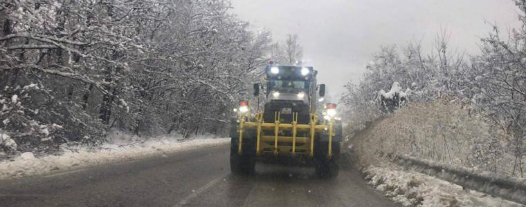 АПИ с предупреждение към шофьорите: Утре се очакват валежи от дъжд и сняг