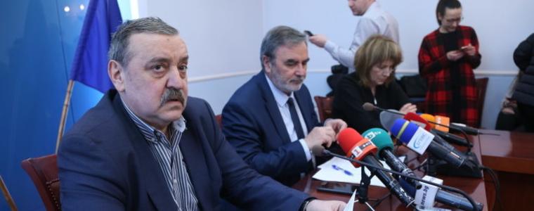 Кантарджиев: 1.8 млн. са с имунитет срещу коронавирус, до седмица спадат случаите