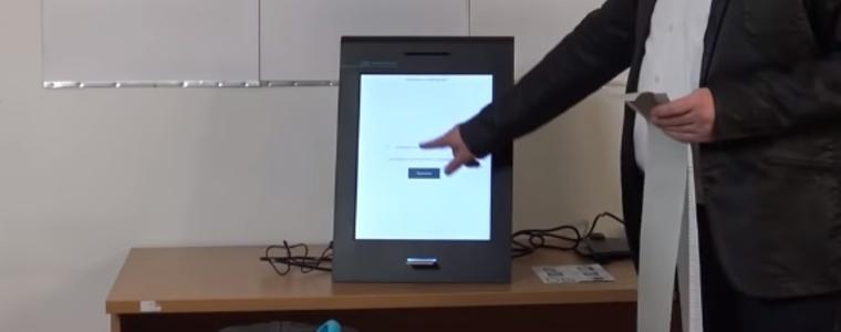 2 от общо 22 машини в секциите в община Балчик не са сработили 