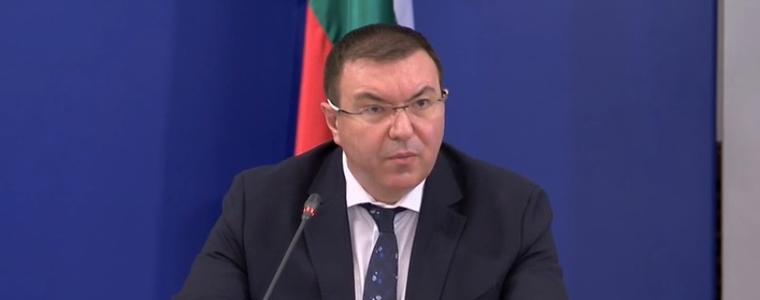 Ангелов: В най-върховата част на третия пик сме  