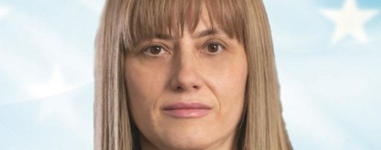 Избори 2021: Три детски площадки дари на Добрич депутатът от ГЕРБ  и настоящ кандидат за парламента Даниела Димитрова