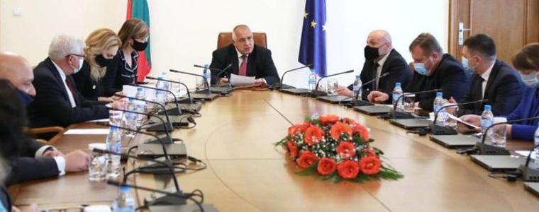 Бойко Борисов: Обезпечаваме с нови 240 млн. лв. мерките за запазване на заетостта и за подкрепа на семействата заради пандемията