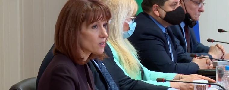 Как новата ЦИК ще се справи с новите правила за гласуването с машини