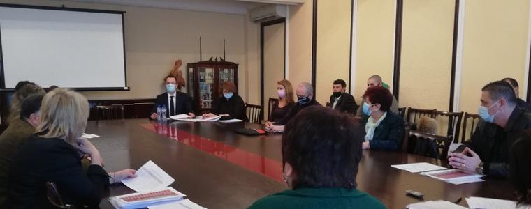 Кметът кани шест партии и коалиции на консултации за съставяне  на СИК