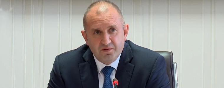 Радев поиска щателна проверка за разкриване на отговорните за гафа в Чешнегирово