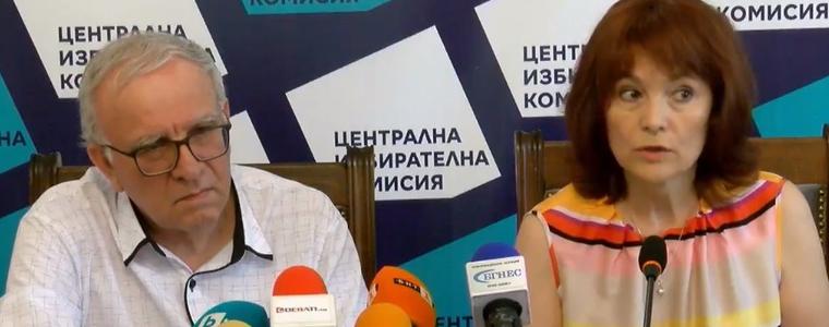 ЦИК обяви разпределение на машините по секции, при спиране на тока гласуването продължава
