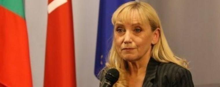 Йончева: Испания продължава да разследва къщата в Барселона