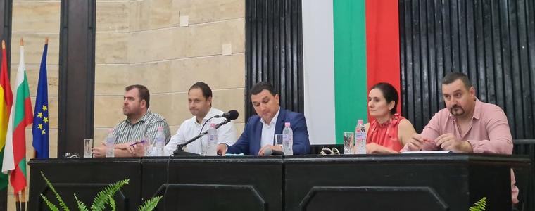 ИЗБОРИ 2021: Димитър Данчев доведе в Добруджа тежката държавна „артилерия“ за среща със земеделците