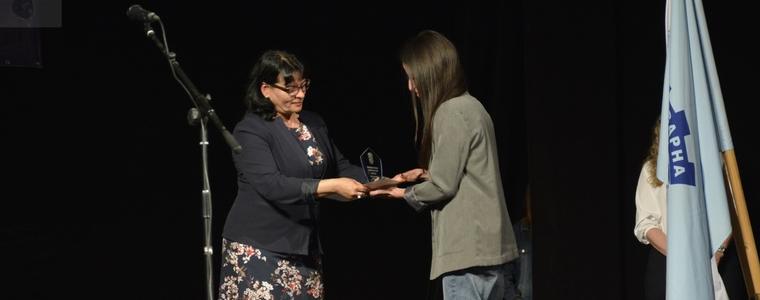 Театрална трупа от горнооряховско село с голямата награда от националния фестивал на любителските театри "Каварна 2021” 