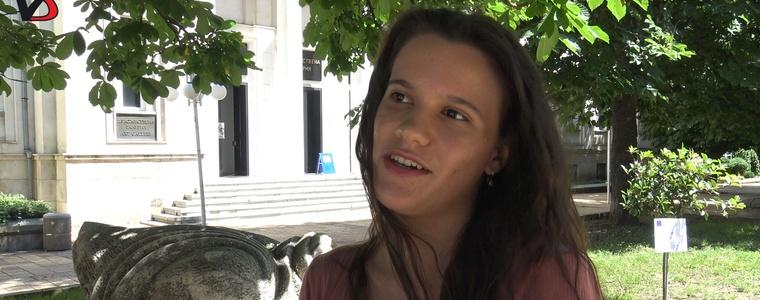 Виктория Златева тръгва към Съвета на децата с мечтата някой ден да  стане учител (ВИДЕО)