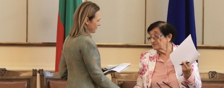 Ива Митева е председателят на 46-ото Народно събрание