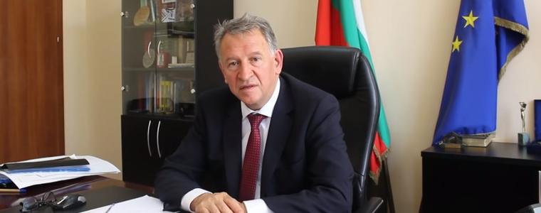 Министър Кацаров разпореди РЗИ да поискат свикване на областните кризисни щабове