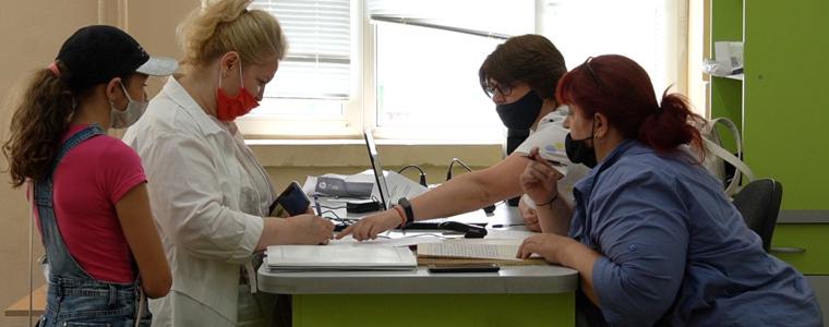 От днес седмокласниците  подават заявления за участие в първо класиране (ВИДЕО)