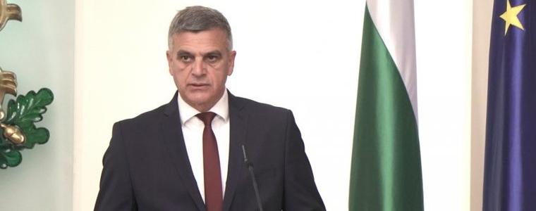 Почти 60% от българите одобряват служебния кабинет