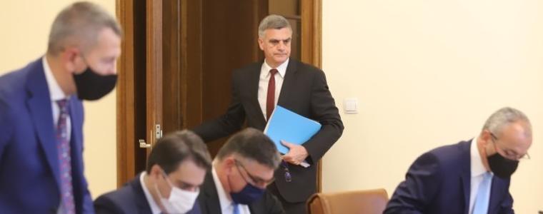 Премиерът Янев призова ИТН да състави коалиция