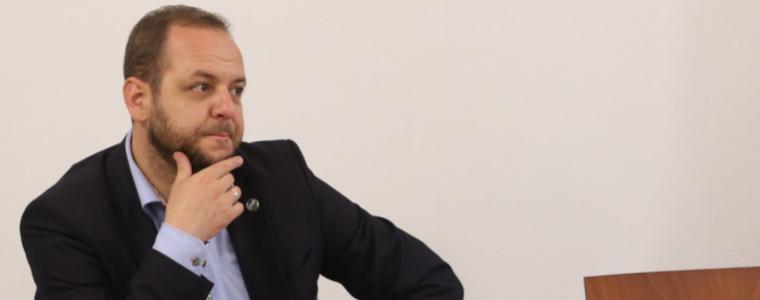Сандов от ДБ: Има несериозност в действията на ИТН, Трифонов да се появи публично