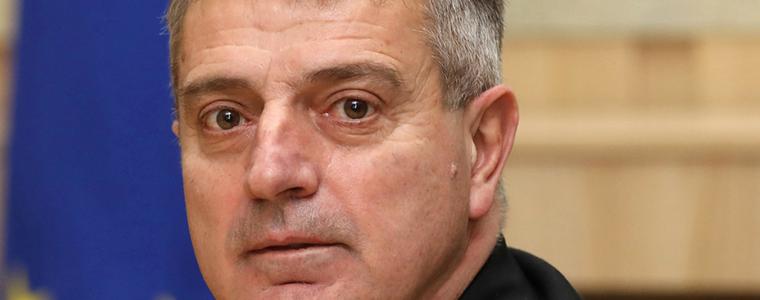 Адмирал Ефтимов: Отричам категорично да е свален самолетът на ВВС в Черно море