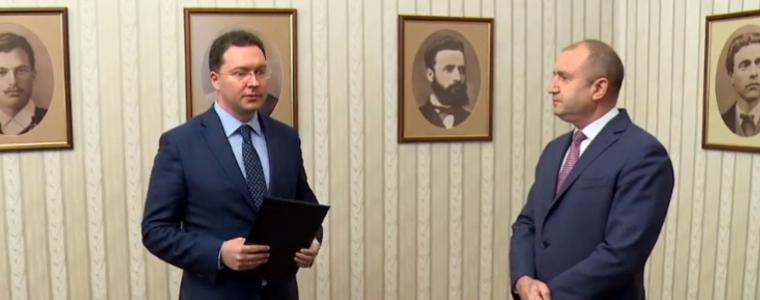 Президентът връчва утре проучвателен мандат на ГЕРБ-СДС за съставяне на правителство