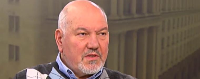 Проф. Ал. Маринов: Възможността за правителство с третия мандат е теоретична
