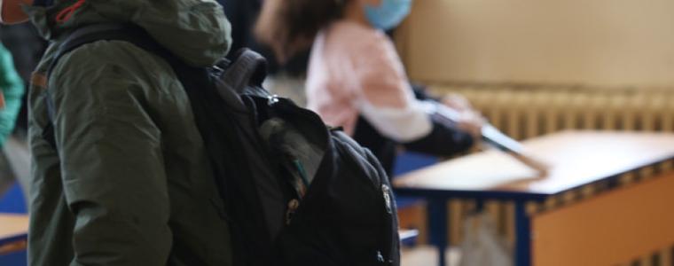 Родители искат присъствено обучение в училищата, предупреждават с протести