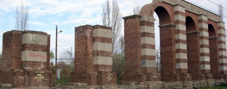 Влак прегази човек на жп моста на Коматевския възел