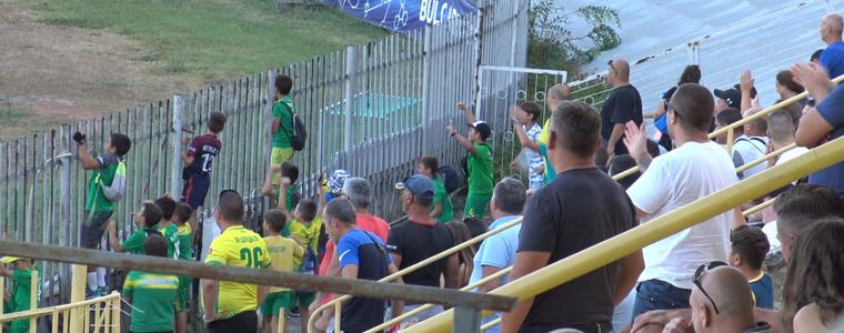 Всички деца, трениращи футбол в клубовете в Добрич, ще гледат безплатно мачовете на „Добруджа“