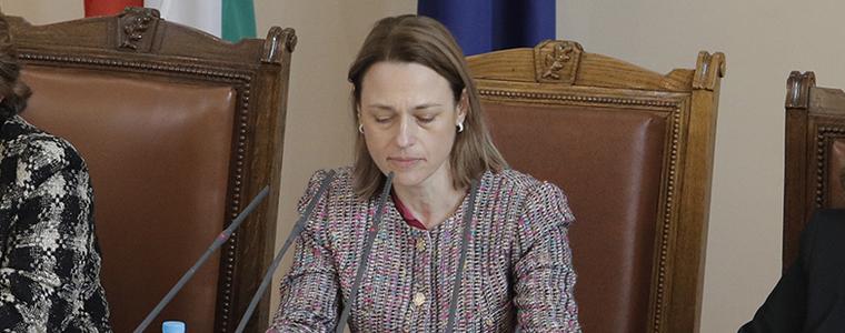 14 ноември - президентски избори, а на 21-и - балотаж, предлагат депутатите