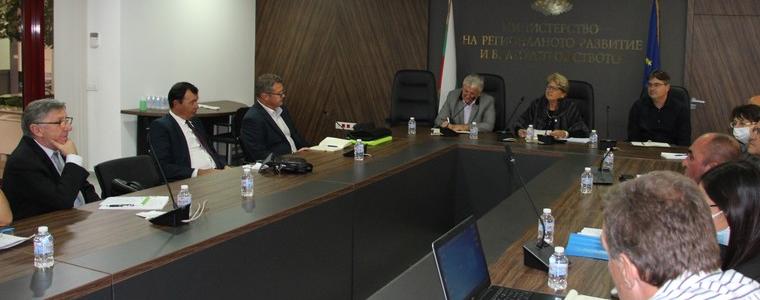 Промяна на собствеността на пречиствателната станция в Албена може да спаси проект за милиони