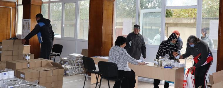 БЧК раздаде хранителни пакети на най-нуждаещите се лица в община Генерал Тошево