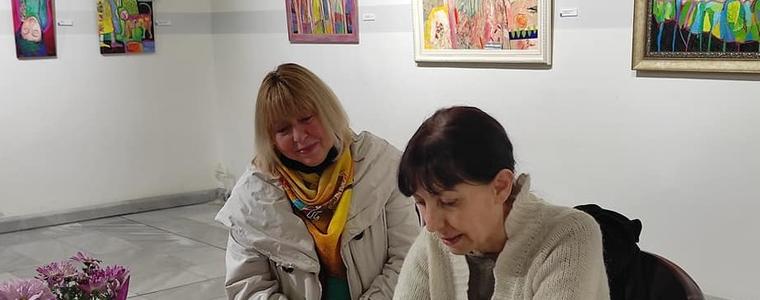В очакване на "Първата"-роман на Марина Константинова