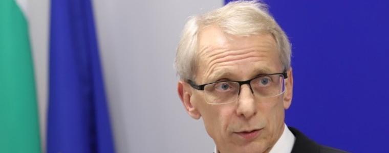 Денков: Без тест за децата, които са ваксинирани или преболедували