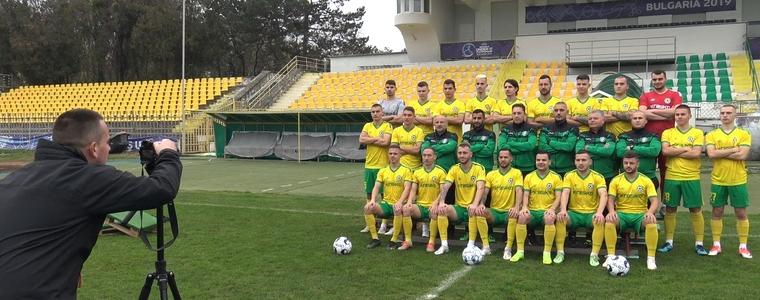 ФУТБОЛ: „Добруджа“ ще зарадва феновете си с календар за 2022 г. (ВИДЕО)