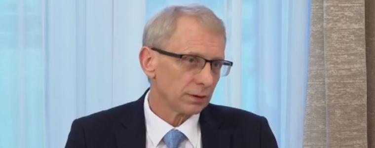 Николай Денков: Тестовете върнаха в клас над половината от малките ученици