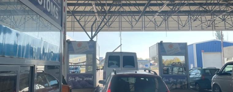 Протестиращи следят изборния туризъм от и към "Капитан Андреево"